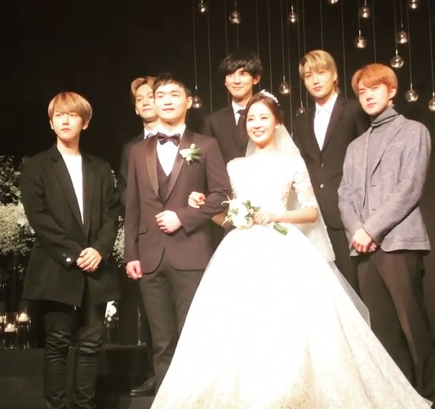 Resultado de imagen para park yoo raÂ´s wedding