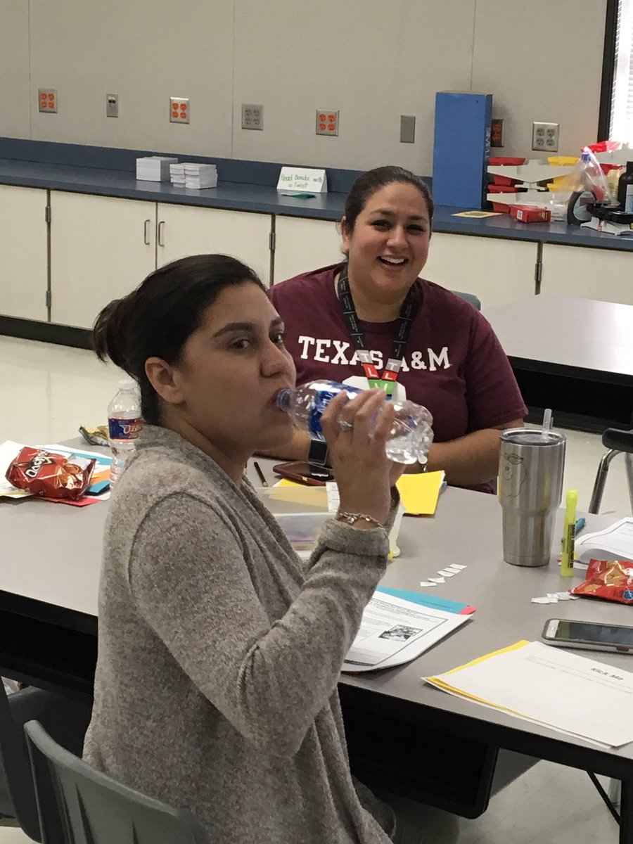 KarenPrante's tweet photo. Words are Power - How to grow vocabulary - #Tippsproud  #CFISDspirit https://t.co/3l7P8mTdwa