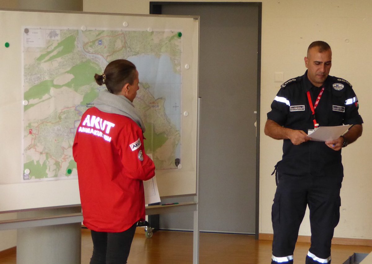 AKUTDernegi's tweet photo. İsviçre'nin Lucerne kentinde 5-12 Ekim tarihleri arasında gerçekleştirilen ve 11 ülkenin kentsel arama kurtarma ekiplerinin katıldığı, Afet Risk&amp;Müdahale ortak çalışmasının yapıldığı SIMEX2018’e AKUT da davetli olarak katıldı ve koordinasyonda görev aldı. #SIMEX2018 #switzerland https://t.co/J0KKuKktZp