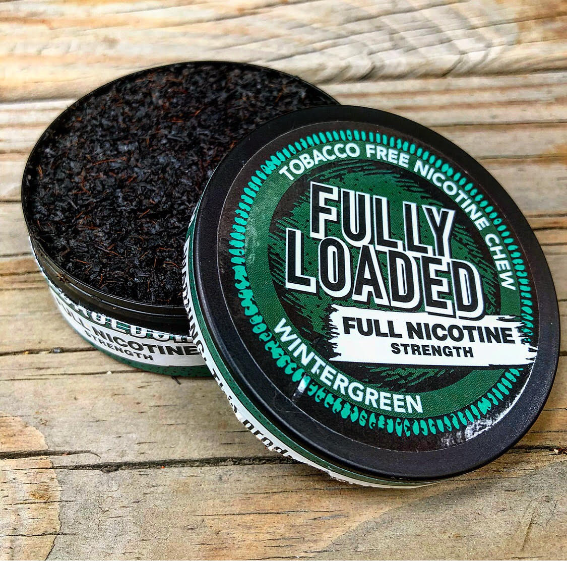FullyLoadedDip's tweet photo. Fully Loaded delivers the buzz you’re looking for without the dangers of tobacco! Same great texture and flavor as tobacco dip! USA🇺🇸 and Canada 🇨🇦 shipping only! 

🌲Shop now🌲 -> https://t.co/UasywPOCLX https://t.co/3GSvnyHXca
