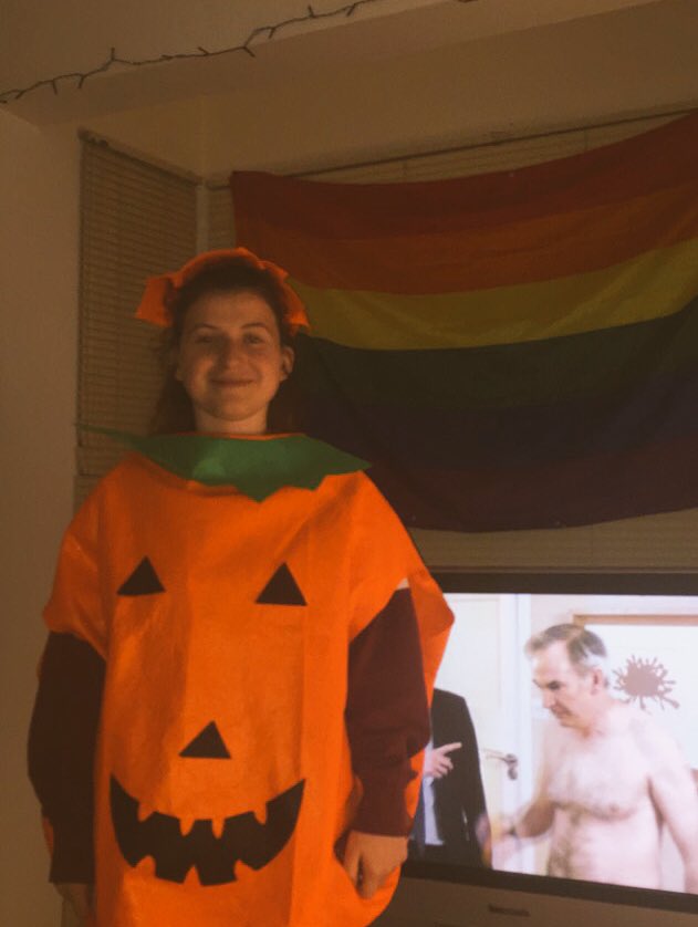 jonnyboiwalker's tweet photo. Gays on October 1st: https://t.co/SwWpTe3Nxt