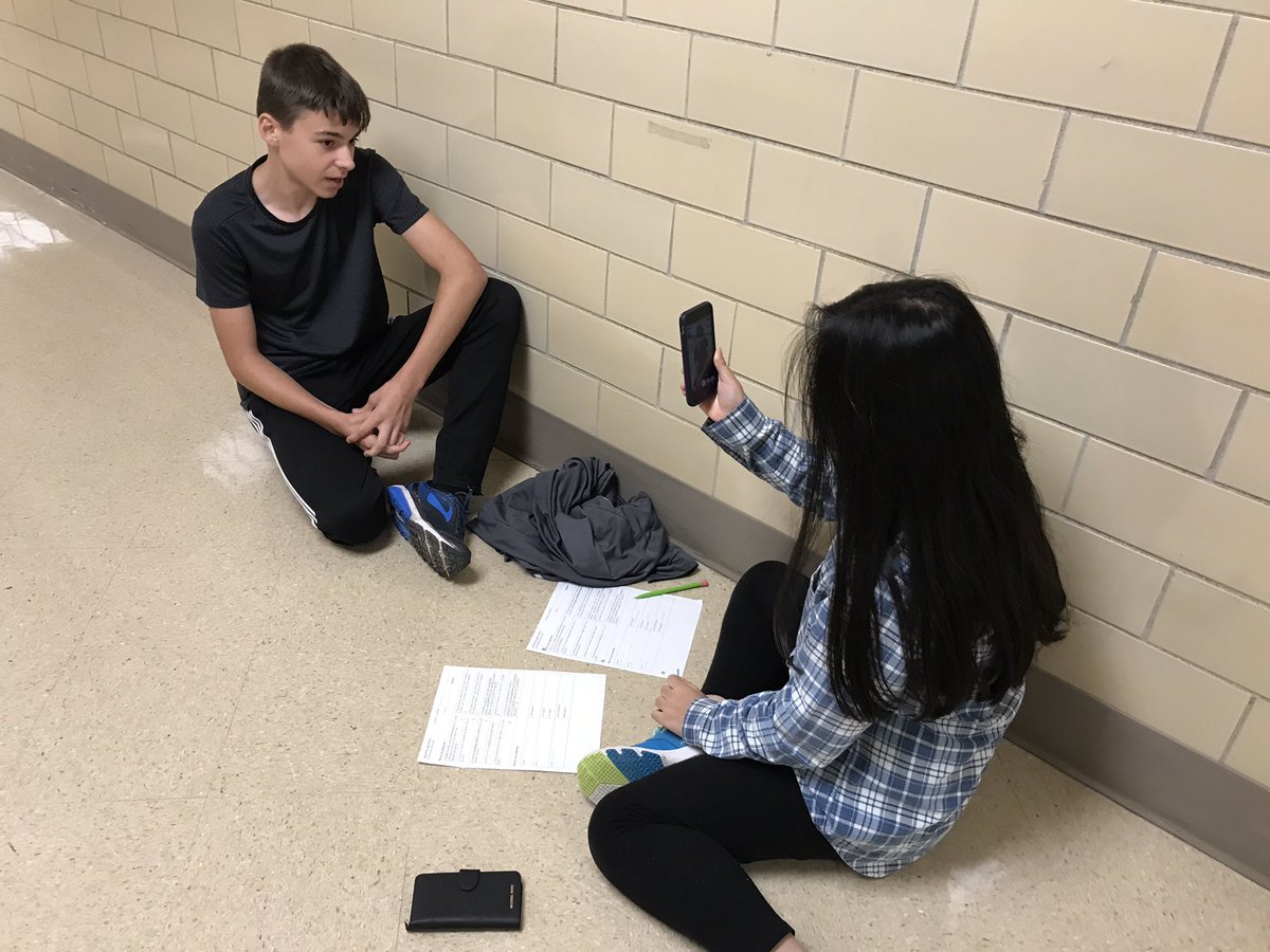 mike_farkas's tweet image. Spanish 2 students recording the final versions of their personal interviews (on family and identity) with @Flipgrid ! #technology #21stCteachingandlearning #studentvoice