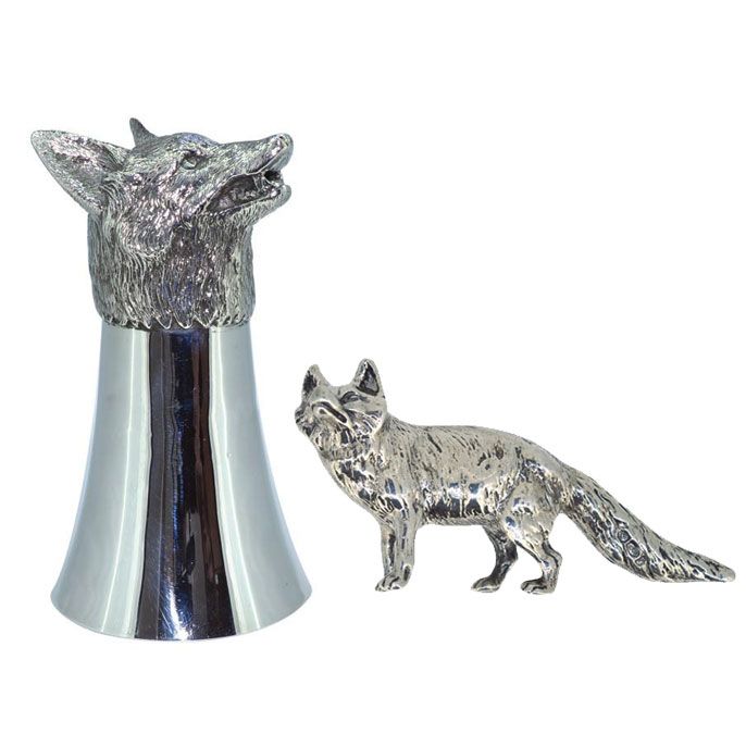VintEquestrian's tweet photo. Striking silver foxes from the Vintage Equestrian collection https://t.co/yOvBG0bnvo #HorseHour #Equine #Horses #Ponies #Equestrian #HorseLover #HorseBloggers https://t.co/SqhdKO7ITe