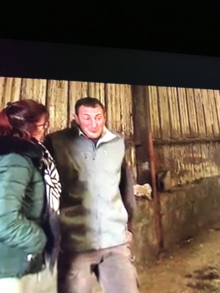TonyMb19's tweet photo. #ADP2018 #ADP : Où l’art de s’ennuyer . https://t.co/7lYi3q1vtE