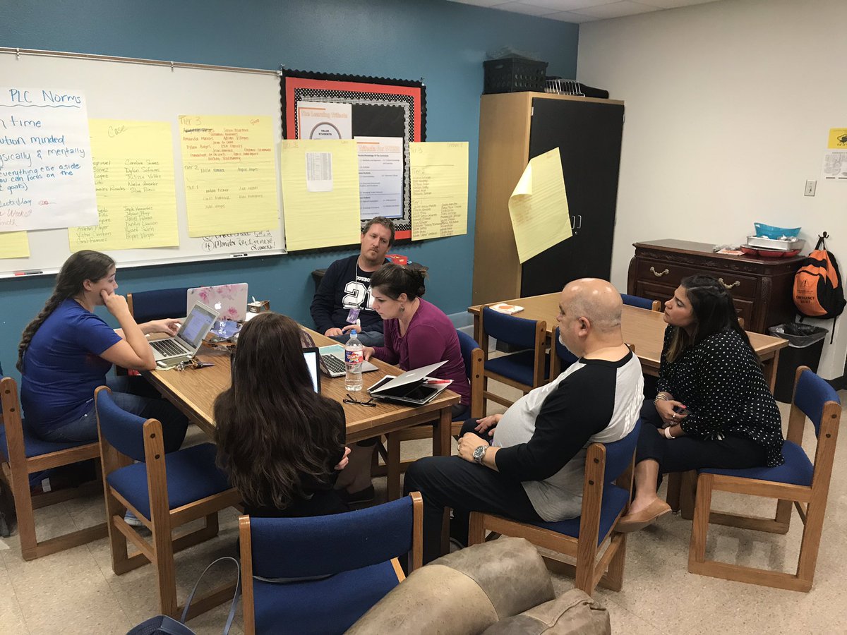 TWeeksGCISD's tweet image. Great PLC today! Thanks for leading us so well @MrsTeeterStocz it was so much fun sharing our learning from #TXCSS2018