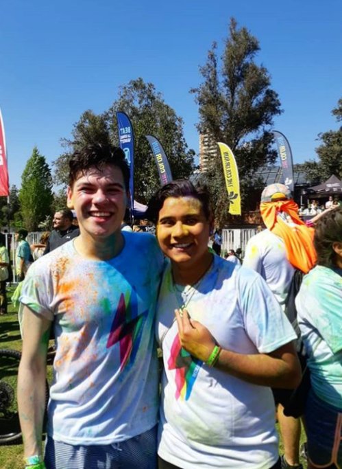 AndreiHadlerCL's tweet photo. Andrei junto a seguidores en #TheColorRunChile 💕 #1 https://t.co/2s5tU3H95U