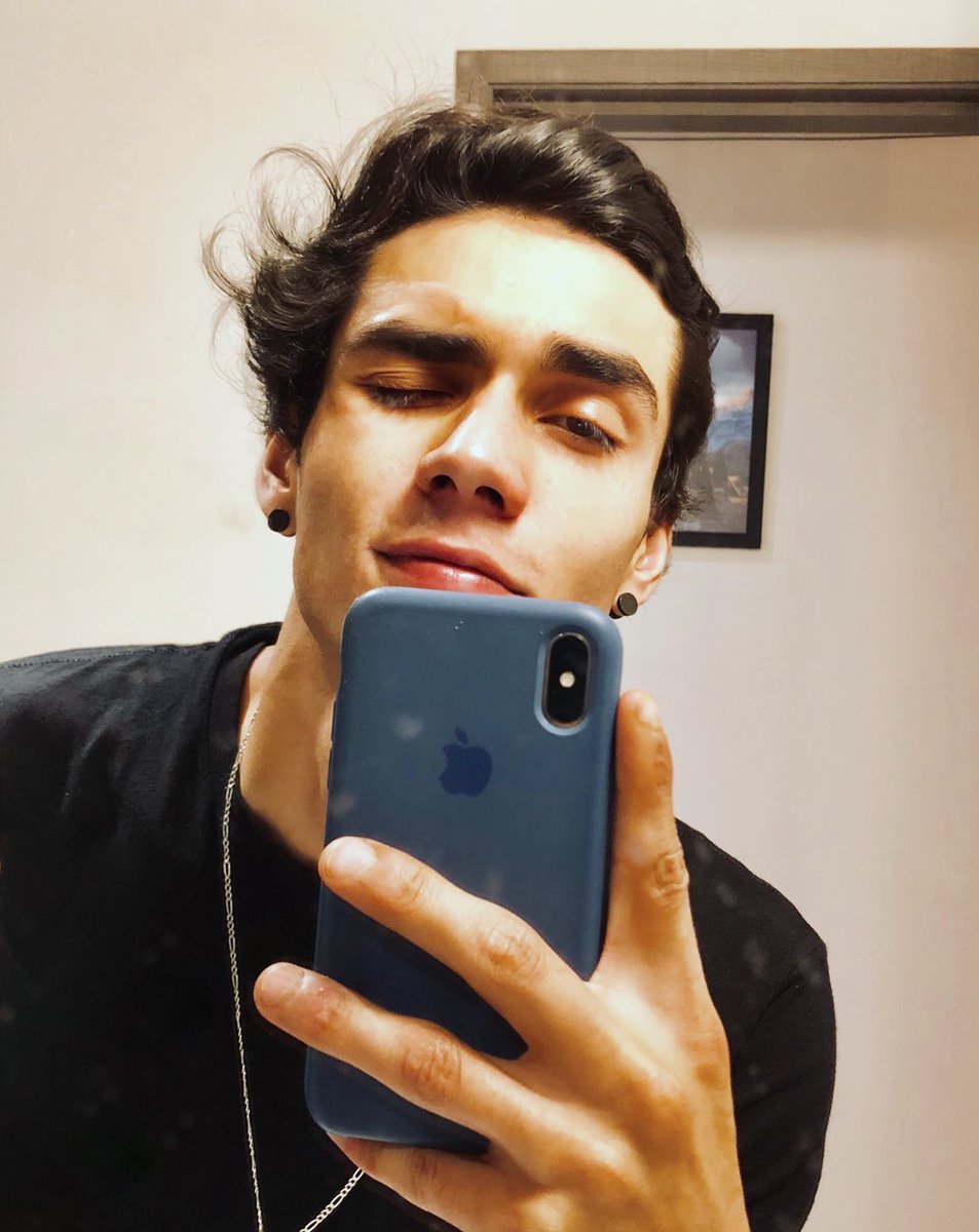 alannavarro's tweet image. Mejor a color. 🌞