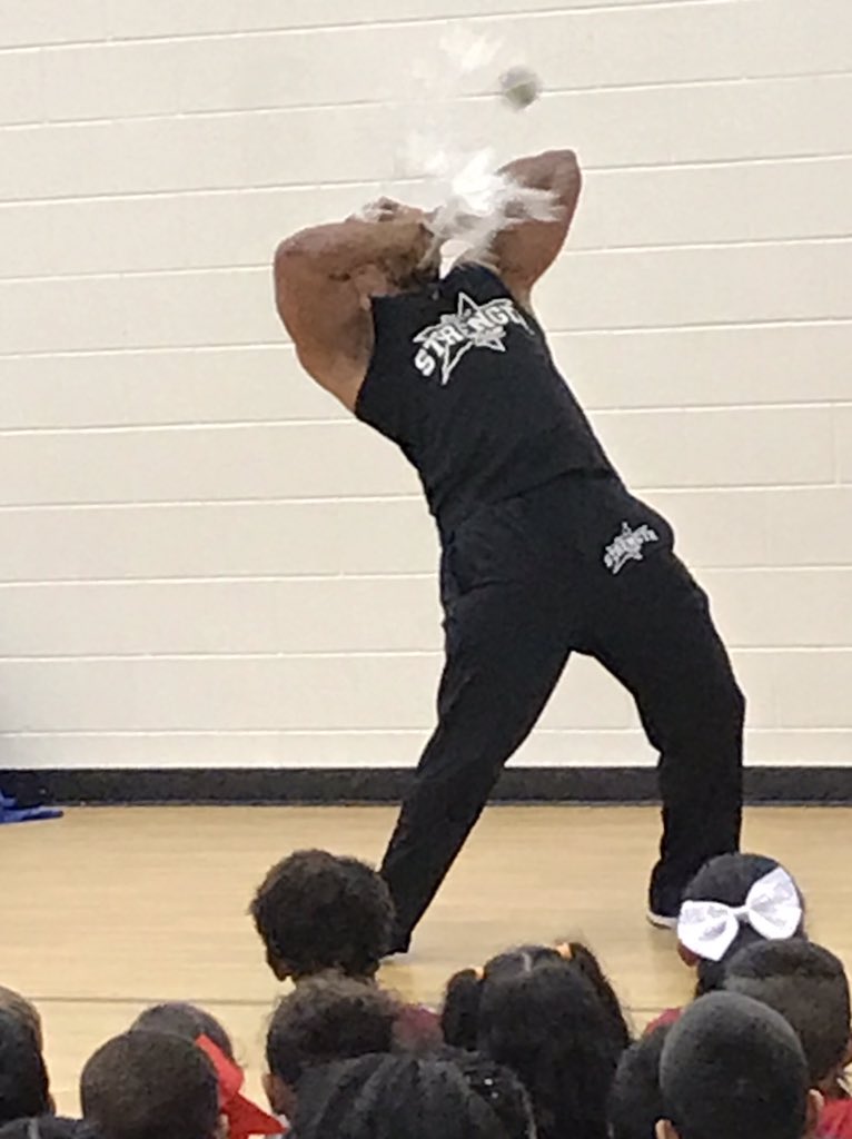 MsHuntESOL's tweet photo. What great Monday morning with the #strengthteam who helped us kick off our @redribbonweek while reminding us of our @PBIS Characteristics!! Thanks! @vickerymill @FultonCoSchools https://t.co/UIFiWZHUh0
