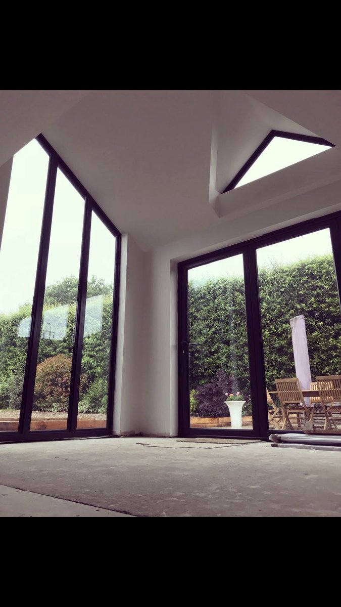 Bricknell_Build's tweet photo. Project in Toot Hill Ongar finished earlier this year - 3 single story extensions , complete with open plan kitchen / diner https://t.co/njU0Tl7Cw9