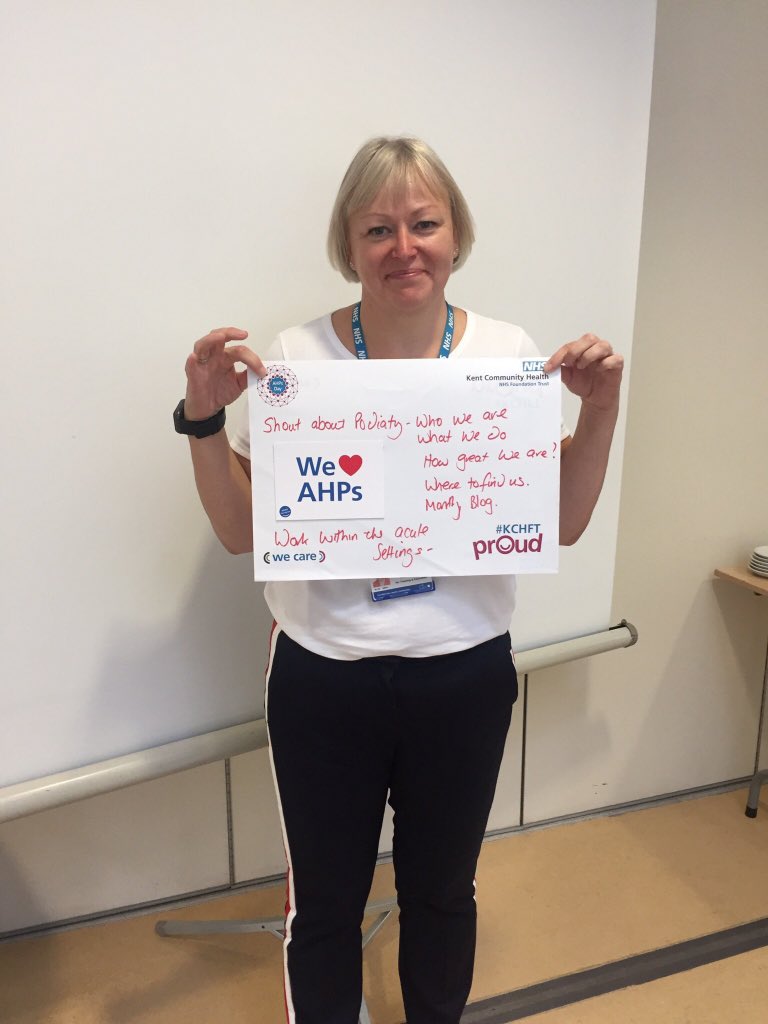 WinpennyWendy's tweet photo. @CollegePodiatry @SteveJamieson12 @GeoDunn81 @PodiatryCareers @lawrenceambros1 My Professional Lead Pledge. https://t.co/4y7Z83o5qx