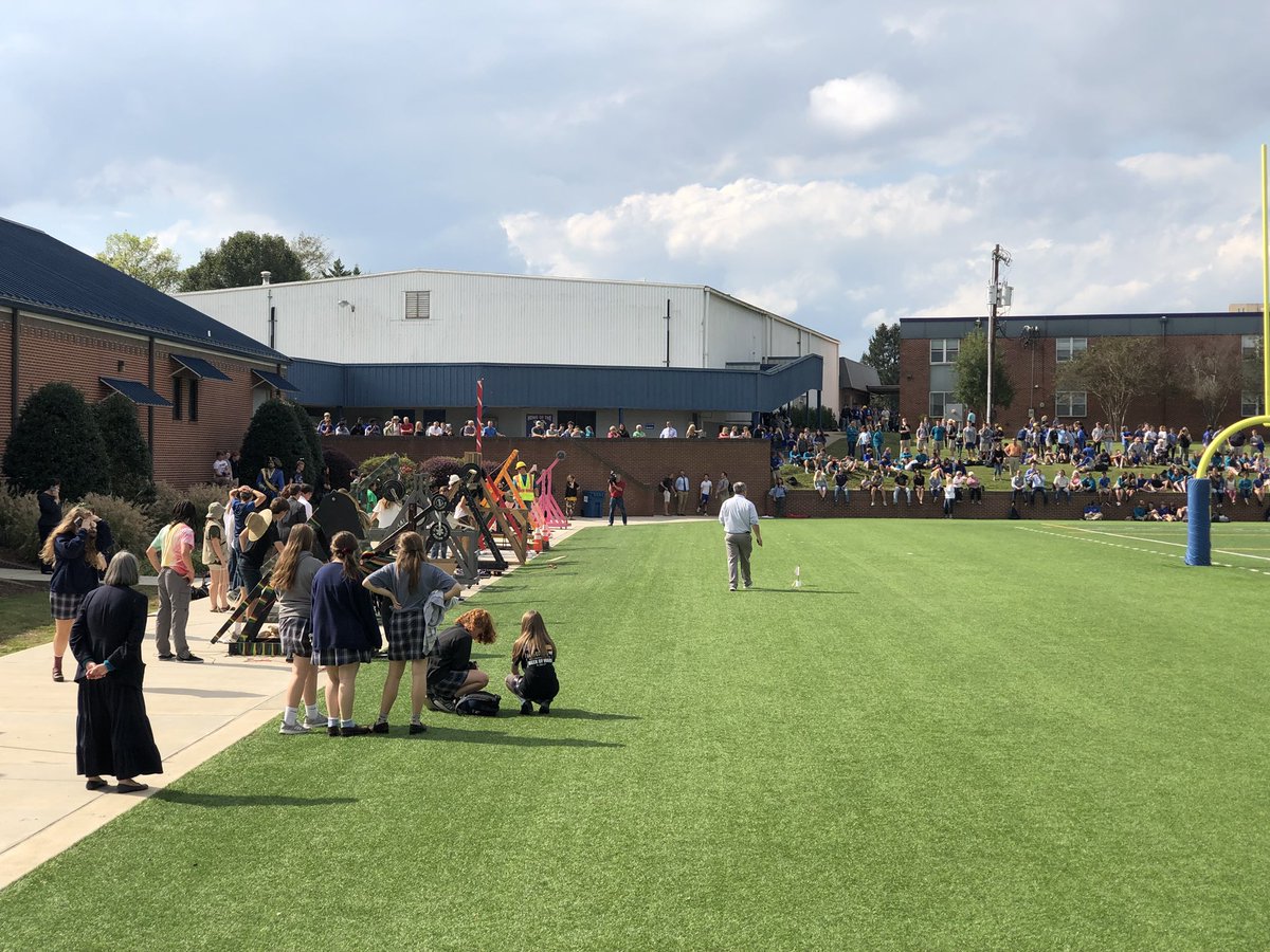 jillchartness's tweet photo. One of my favorite days of the year- Trebuchet Day! https://t.co/wBSUoV7kaF