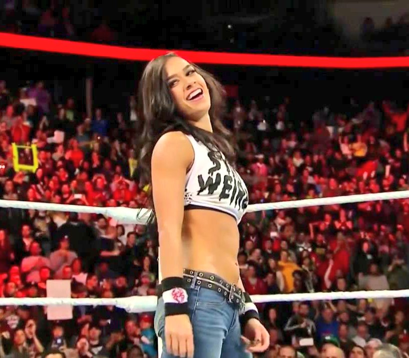 i_am_apanda5's tweet photo. @TheAJMendez I TRULY BELIEVE YOU CAN SAVE #WWEEVOLUTION THE ROOF WOULD EXPLODE IF THEY HEARD "LIGHT IT UP!" #AJLeeForEvolution https://t.co/Kt9sfcxpSc