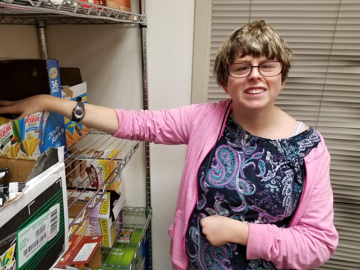 itinerisbmore's tweet photo. Abby works for Adam’s Healthy Snacks. She’s worked for them for over a year and has made great strides! She keeps the inventory organized, and helps other Itineris members when needed. She represents what #NDEAM is all about. Keep up the amazing work Abby! #MondayMotivation https://t.co/euDKqJYvsx
