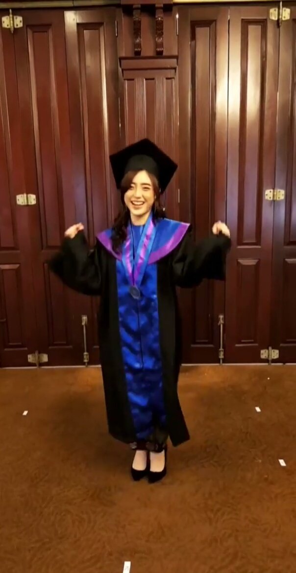 Happy Graduation! We proud of you Shinta @Naomi_JKT48 S.Hum Best wishes for your future! 🎉🎉😘😘