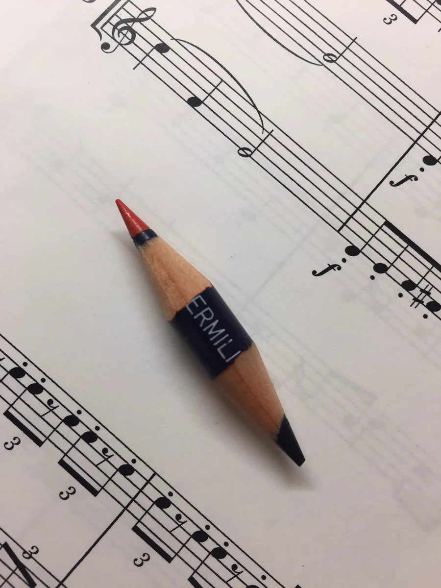 ほほぅｗｗこりゃスゴイ！！今まで見たことなかった部分、赤青鉛筆の境目ですよｗｗ