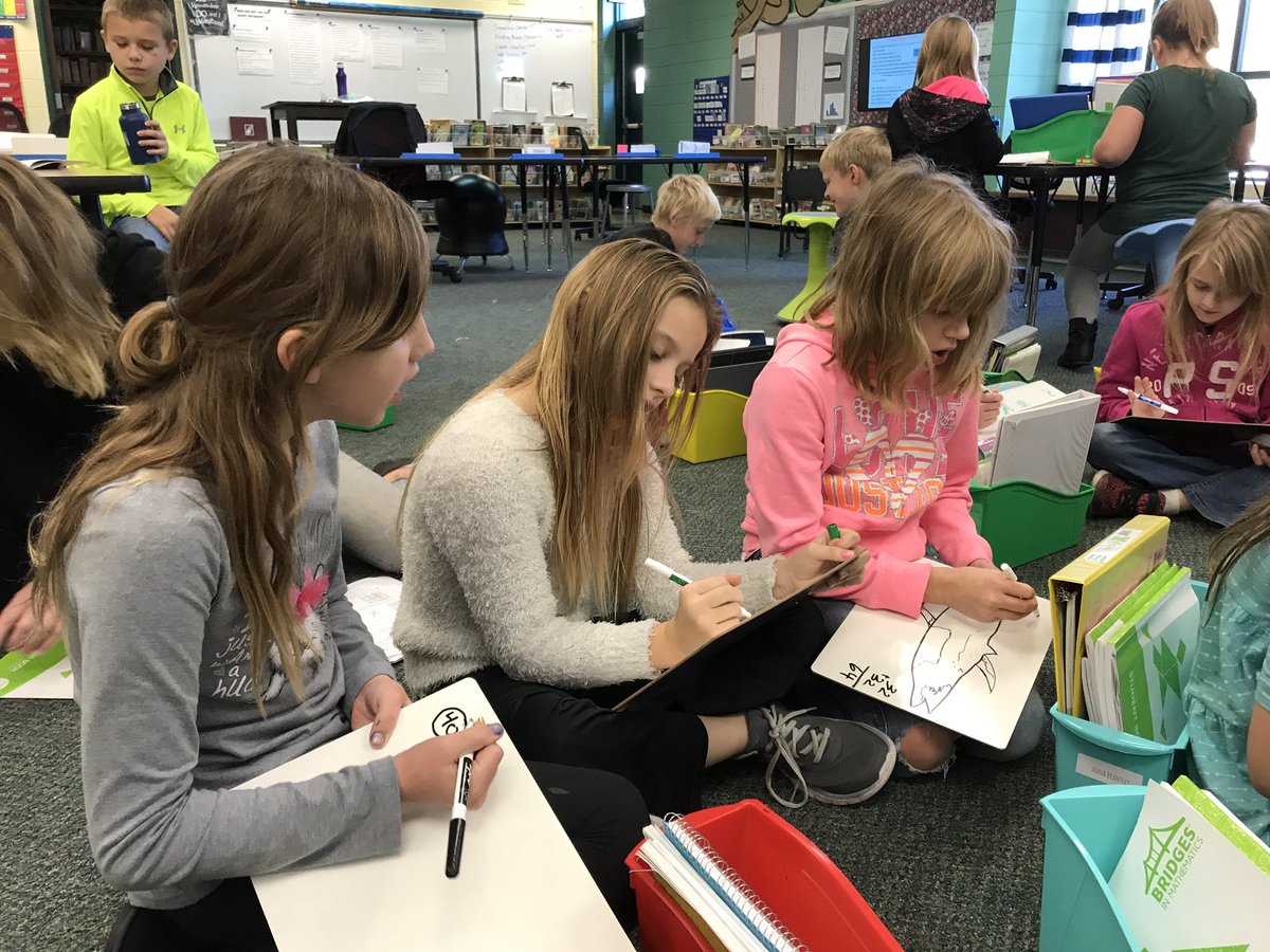 BungeRenee's tweet photo. @mpqripon #ripon3rd Ss using outstanding math problem solving following their forum today. Ss generated strategy ideas to succeed in their math growth. Excellent reflection, metacognition, and teamwork @JessiJohnsonj @Pip593159 #rasdinnovate #riponwiproud https://t.co/onAElLhuNN