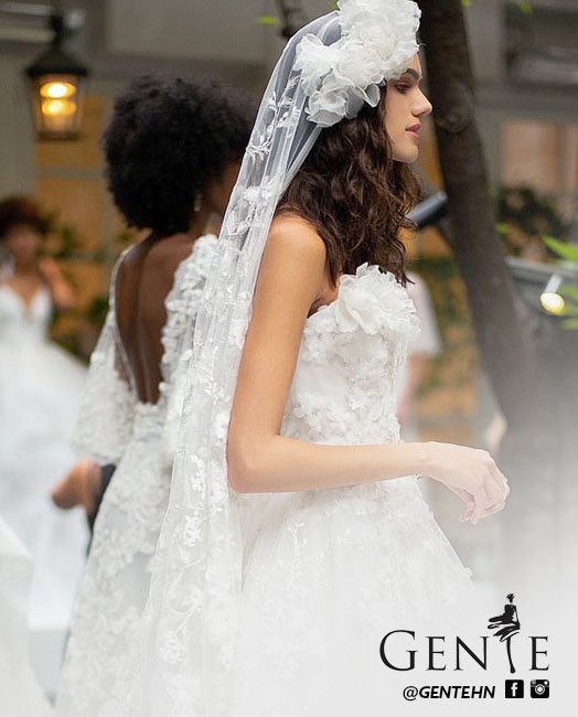 GenteTVC's tweet photo. Le presentamos algunas tendencias que éste 2019 en los trajes de novias, podrían ser una gran opción si deseas dar ese gran paso #Bodas #Vestido #Moda #Tendencia https://t.co/DIRXevMOTU