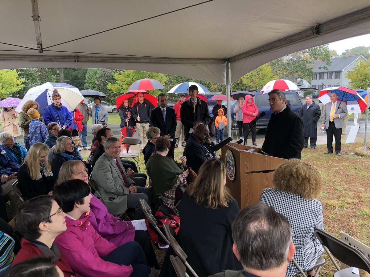 SpfldMACityHall's tweet image. Mayor Sarno, representatives from the @SpfldMassLib and more officially broke ground on the new #EastForestPark Branch Library this morning. #PromiseRealized
