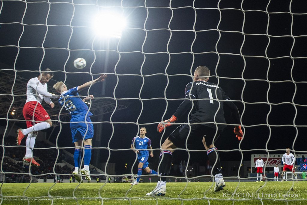 nati_sfv_asf's tweet image. (2/2) 🇮🇸 1️⃣-2️⃣🇨🇭(Finnbogason - Seferovic, Lang)

#ISLSUI #NationsLeague
#HoppSchwiiz #HopSuisse #ForzaSvizzera #HopSvizra
