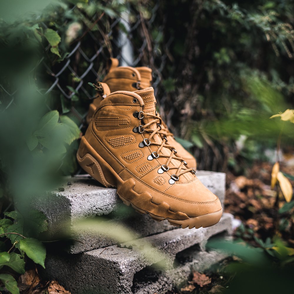 snipes_usa's tweet photo. 'Wheat'
@Jumpman23 IX BootNow Available Online and In Stores #wheat #ajix #boot #baroque #brown https://t.co/S74Yz467Fz https://t.co/jZMokxkY2f