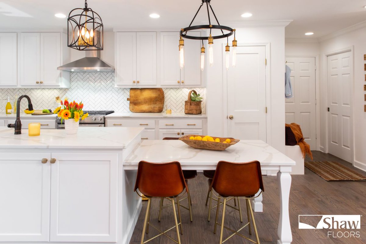 surplusflooring's tweet photo. Did you see it? This photo-worthy flooring was made for TV: Trinity Lake hardwood in the color Grotto, from #ShawFloors, was featured on a recent episode of Property Brothers. Stay tuned for a full season of #ShawFloors cameos on Property Brothers! https://t.co/Y7bg8caFP9 https://t.co/ry2sUhXwHX