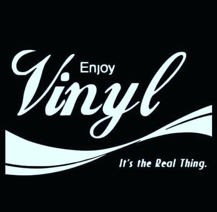 SpindlingVinyl's tweet photo. Get your daily dose😎
Right here with us ✔✌
#vinyljunkie #recordcollectors #musicadrenaline #musicadventures #vinyladventures #Periscope #vinylrecords #records 😎✌❤❤ https://t.co/5Opsu3X4mv