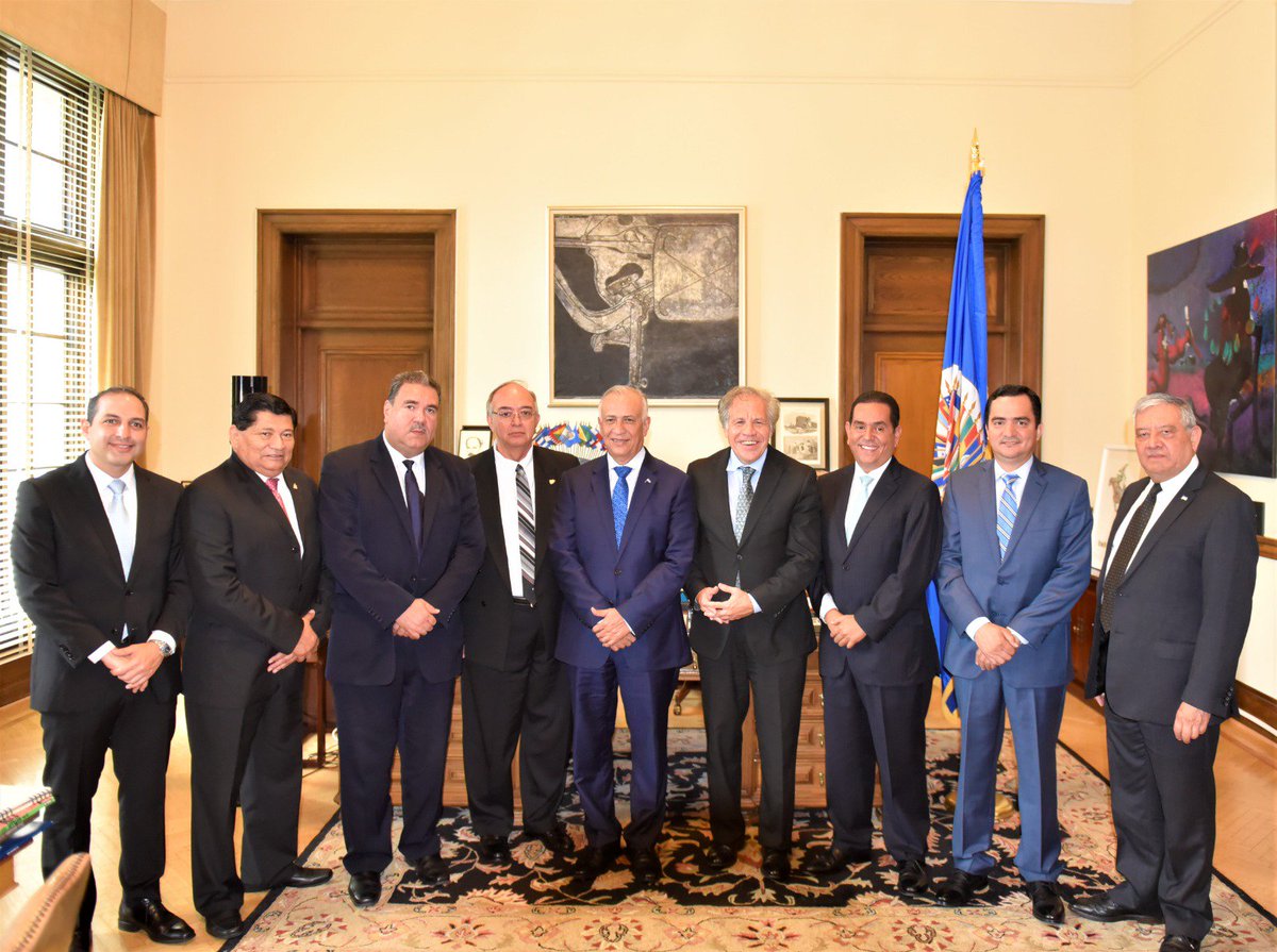 Almagro_OEA2015 tweet picture
