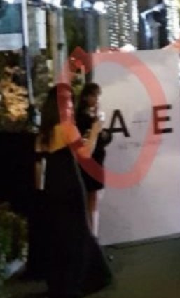 ucu1arada_'s tweet photo. İrem: 'Güzel şeyler hep bizim tarafta'

İntikam soğuk yenen bir yemektir, o poz öyle olmaz böyle olur sjsjs😀 https://t.co/HRrSHMOGf1