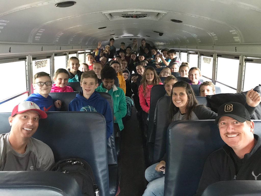 GtownMrsB's tweet image. This group is off to Camp Kern for Project Trust!! 30 - 7th graders, 10 HS mentors &amp;amp; 5 adult mentors! It’s going to be a fun 3 days of learning, growing, fun &amp;amp; little sleep! @AdaMcGinnis @twinsandthree @patrickklump @CopasCory 🖤💛#gtownway #projecttrust