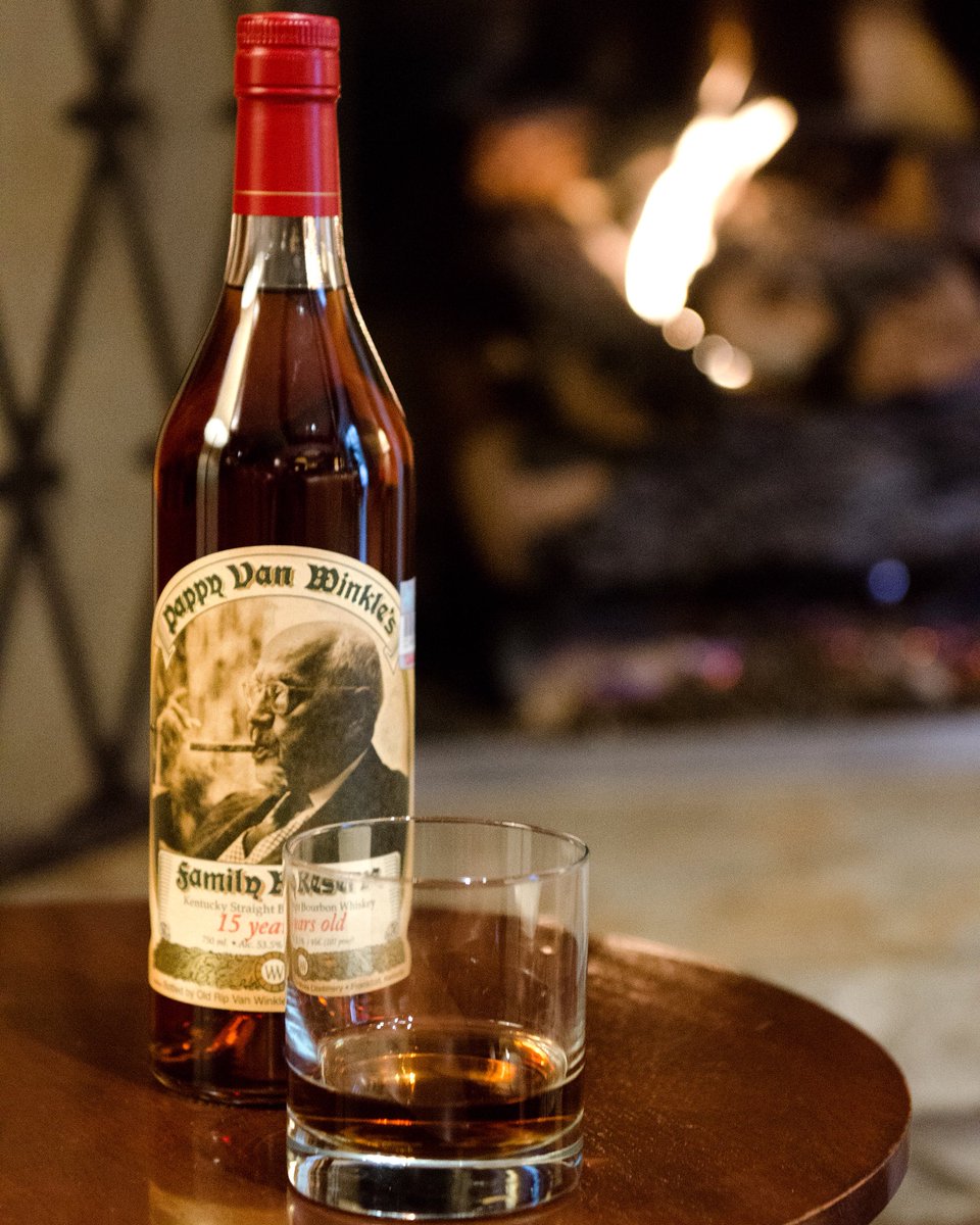TheMokaraSpa's tweet photo. This chilly weather calls for sipping by the fire 🥃 #mokarahotelandspa #satx https://t.co/hdXvOjCaWN