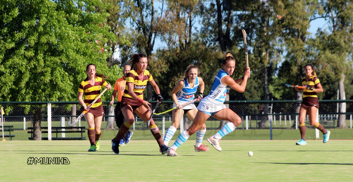 HockeyMUNIHD's tweet photo. #THMD2018 #Damas #Recupero #Belgrano Vs #CiudadA By #MUNIHD @julietajankunas https://t.co/kfMwLiDGWb