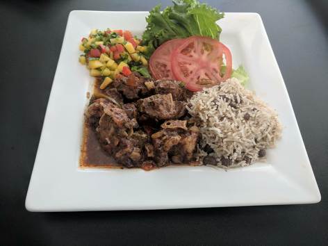 EclipseUltraLo2's tweet photo. Our #oxtails are fresh and juicy, choose any two sides you want or make a request to possibly accommodate. Fried #chicken dinners to appease your fowl taste buds! #reggaesaturdays #jamaican #Mondaynightfootball #jerkchicken #fireball #wrayandnephew #614columbus #cbus #ohio π―π² https://t.co/UnVf89bN0F