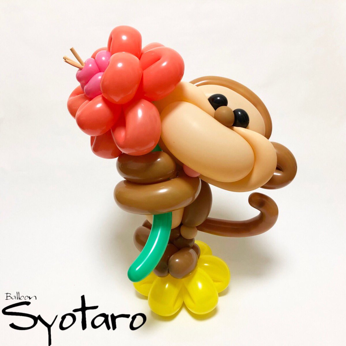 Balloon Syotaro Ar Twitter 花持ちモンキーと花持ちダック 毎日バルーン 持って歩くのも楽しいね バルーンアート