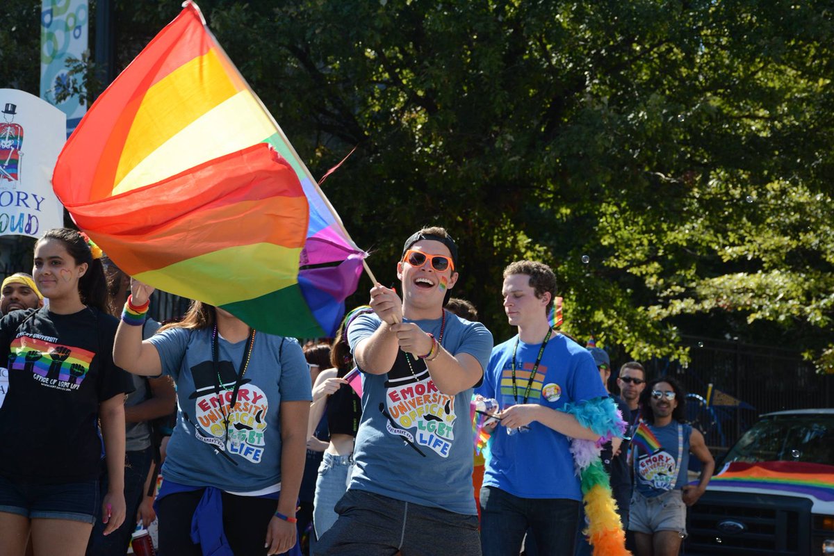 EmoryOxford's tweet photo. So proud of all the #EmoryUniversity students making their voices heard at the Atlanta Pride Parade. (Via @EmoryUniversity) #AtlantaPride #HappyPride #EmoryOxford #OxPride https://t.co/Ovz0bc0IgA