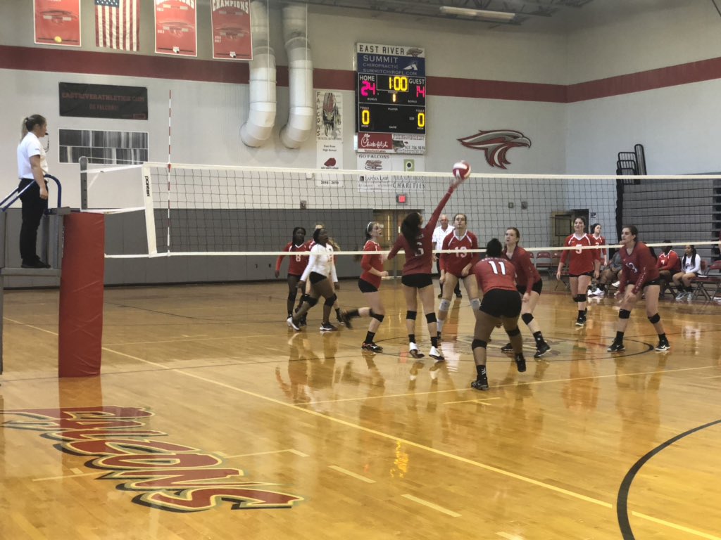Girls Volleyball District game against Edgewater tonight. 🏐❤️ #Volleyball @hsdocps