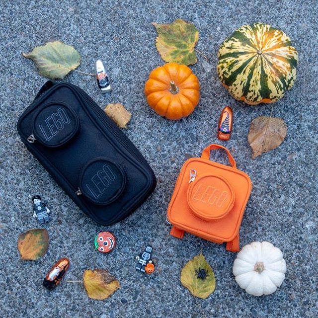 LEGOBags's tweet photo. 👻 It's the spookiest time of the year! Through tomorrow, get festive with 15% off our #LEGO #Halloween Collection. Link in bio 🎃 https://t.co/arEDd34MyN https://t.co/nwCN5WfQIe