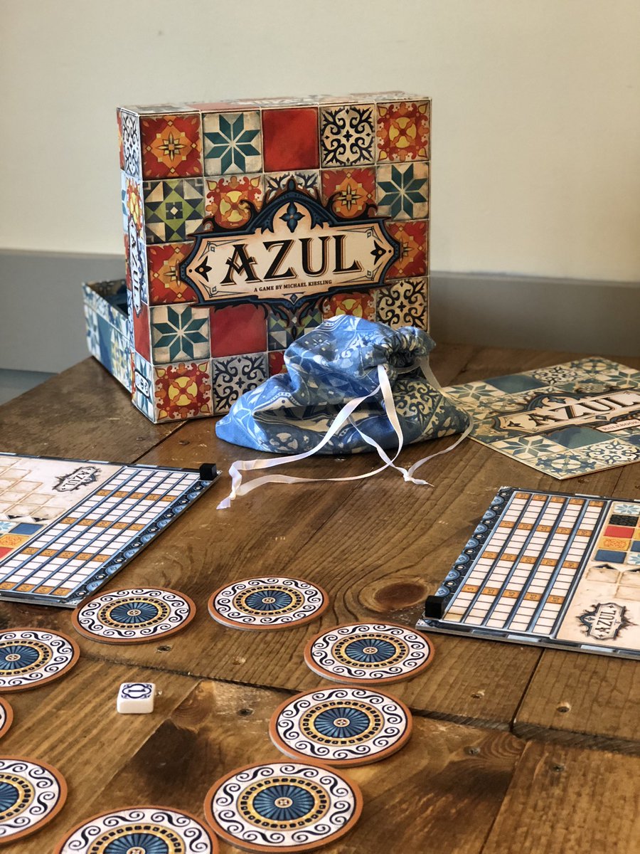 keepgamingindy's tweet photo. Come out to @BooksBrews Broad Ripple to play some great games, including all of the fantastic @Insideupgames! @jarradshaw will be here teaching. Hosted by the awesome @tdanner09. 🍻 #mondaygamenight #keepgamingindy https://t.co/phMm4unB8f