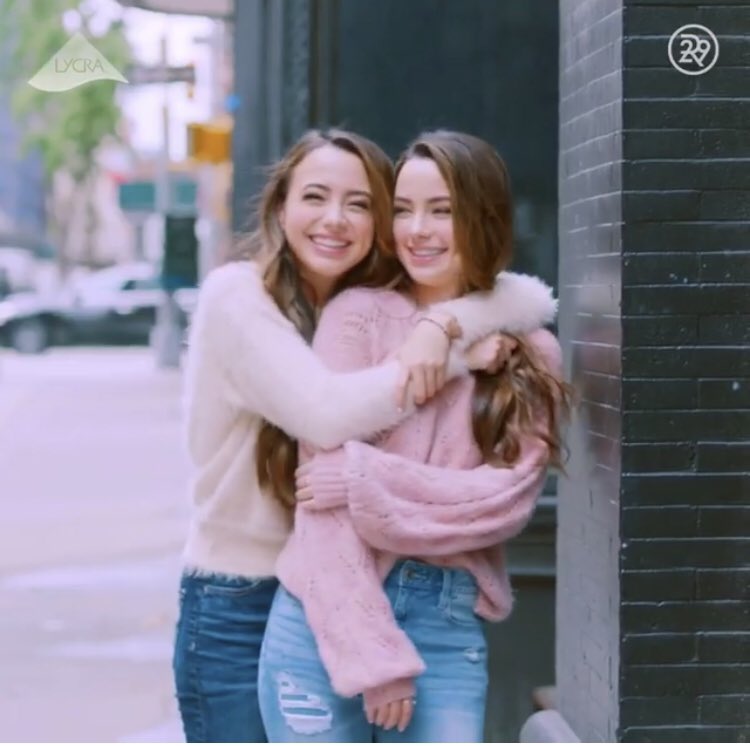 CimorMerrell's tweet image. How is it possible that they are so adorable.... also it’s a miracle that Nessa is letting Roni hug her 😂