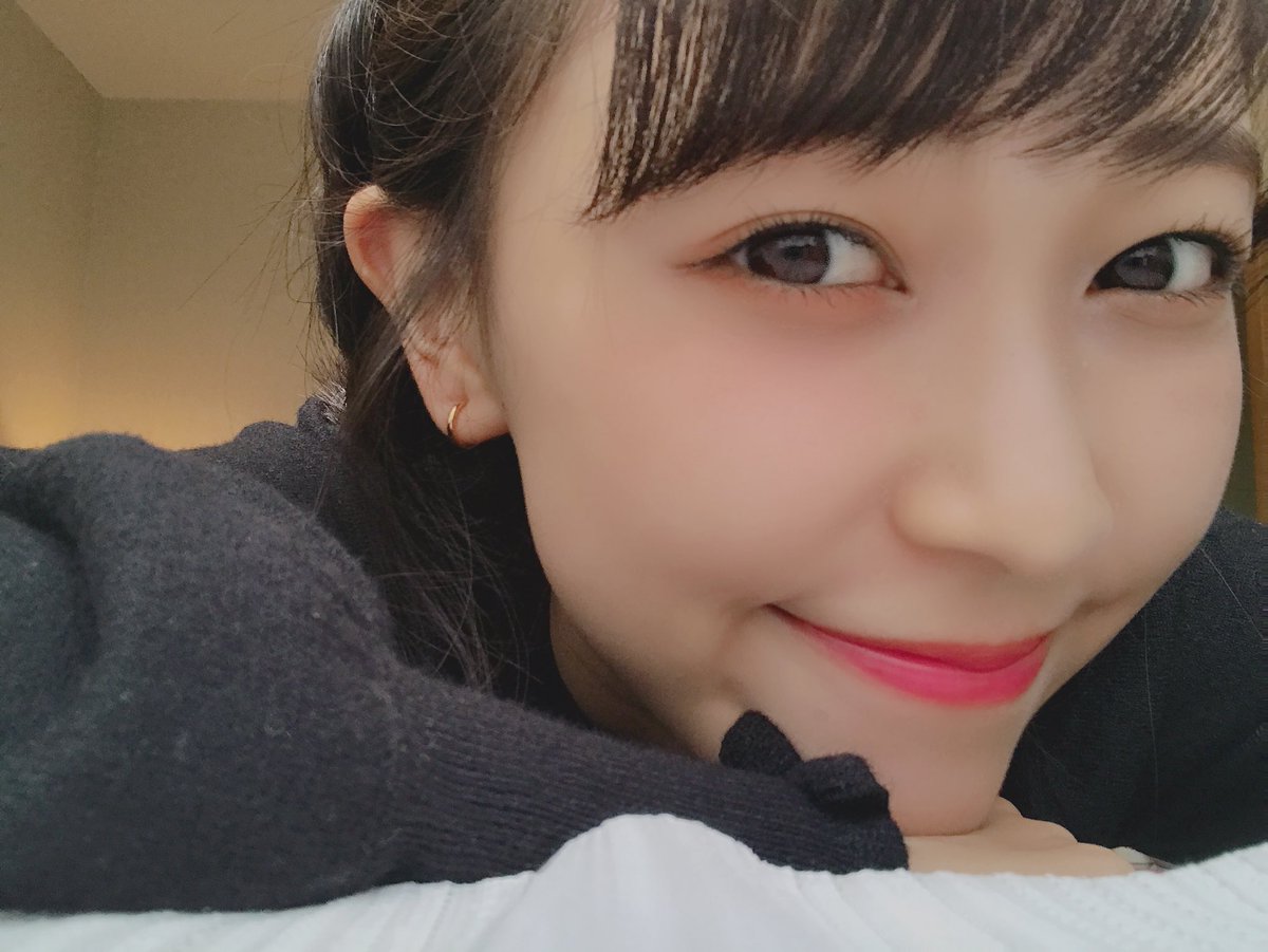 大川柚 Desurabbits おはよう 眠すぎて電車で立ちながら寝てて命のけけを感じました 立ち寝は良くないね みんなも気をつけてね 笑 ですラビッツ ですラビ