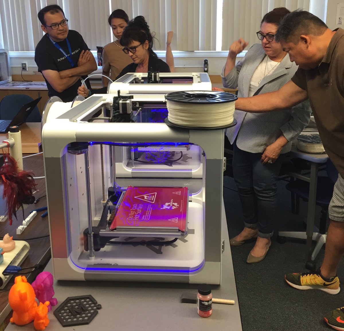 Learning how setup @ airwolf3d⁩ with ⁦#CTE ⁦<a href="/CrumeMedical/">Ms. Crume</a>⁩