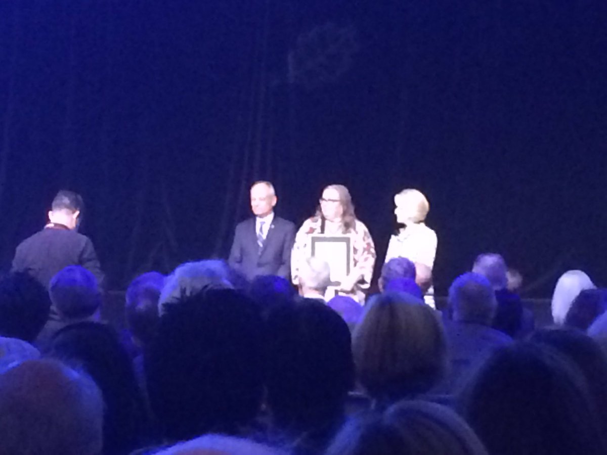 Cara Krmpotich tweet media