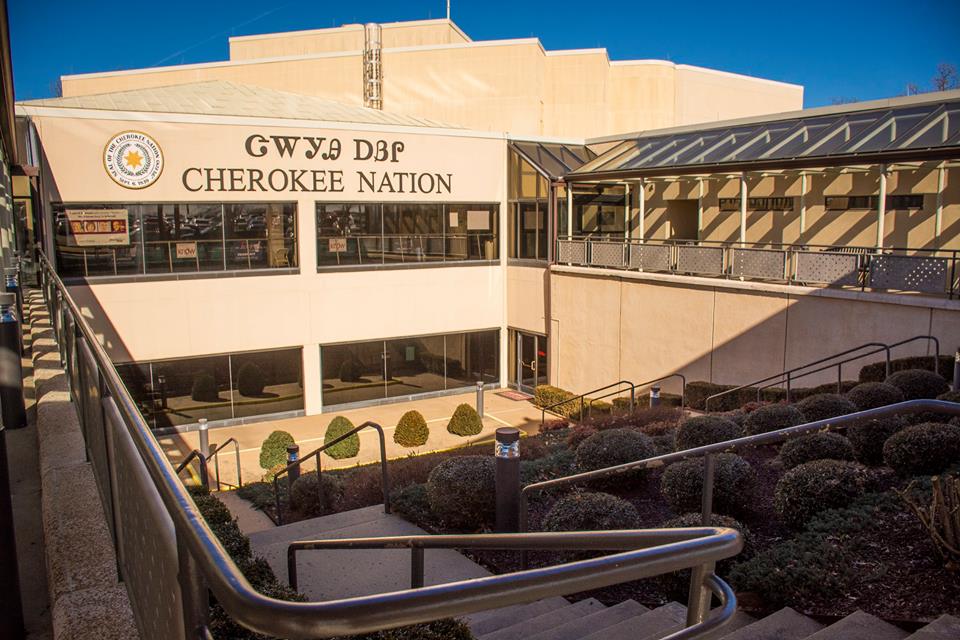 CherokeeNation's tweet photo. Congrats to W.W. Hastings Hospital for being recognized by the Oklahoma State Department of Health, The Coalition of Oklahoma Breastfeeding Advocates, &amp; the Oklahoma Breastfeeding Resource Center as a Breastfeeding Friendly Worksite-Gold Star Employer. Osda!
#CherokeeNationHealth https://t.co/LYMcsagbRZ