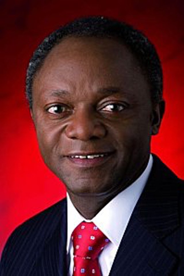 bronzepagemag's tweet photo. Belgium has elected the first black mayor in their nation’s history. Pierre Kompany is 71 years old and a Congolese immigrant. https://t.co/DmNacHGHfC