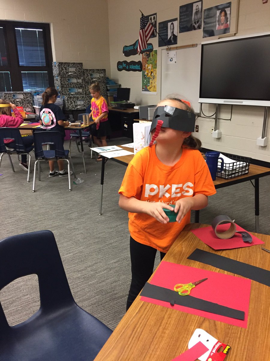LisaSTEAMs's tweet photo. How would you keep a snake off of your head like Rosie Revere, Engineer? #PantherEngaged @BeckyAckerman83 @PKESAdmin @PKESAP @PKESAAP @dacia92 @jfloresteacher https://t.co/dq6vrBGgci