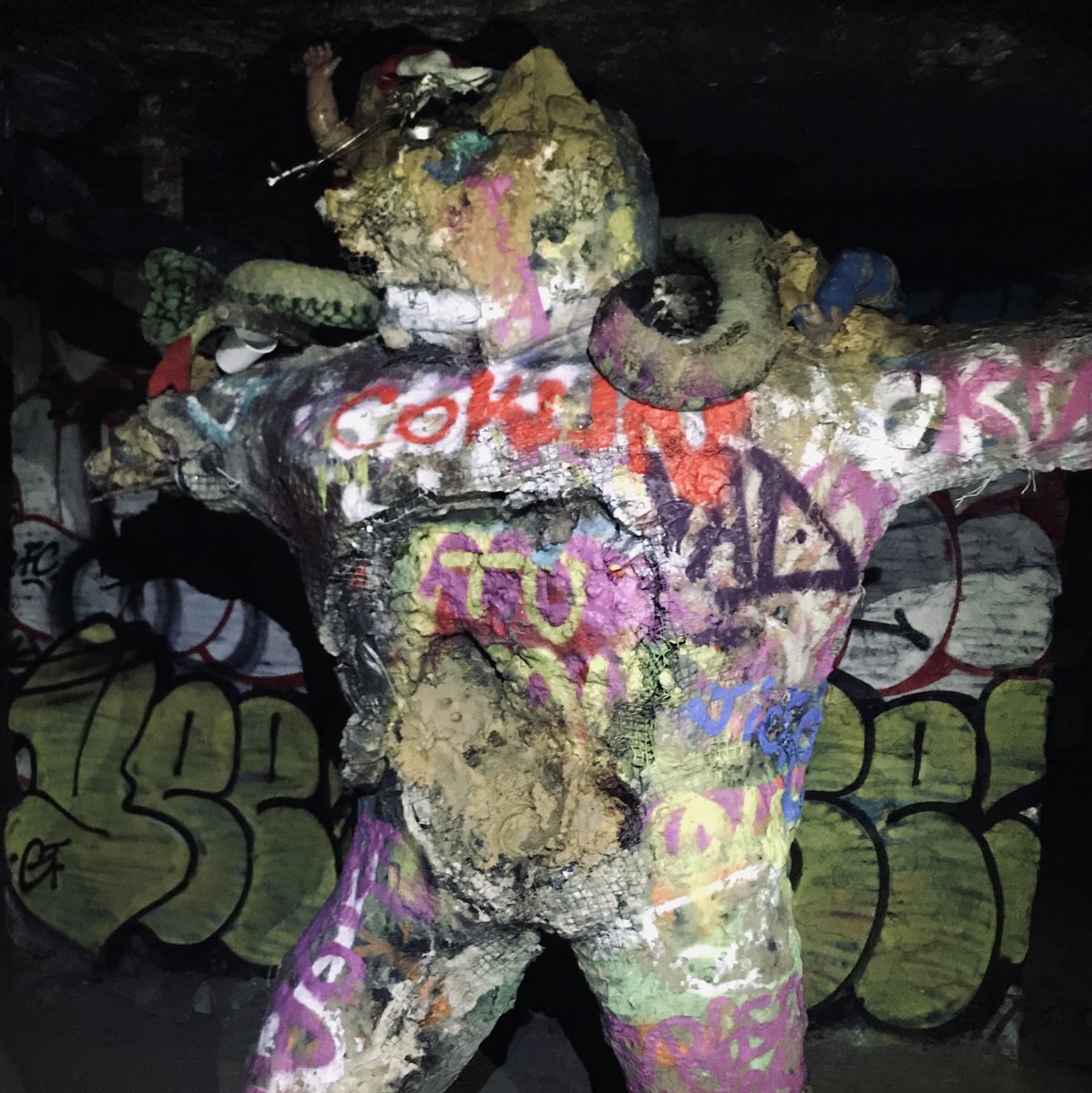 snfeelgood's tweet photo. #SNFG Épisode 21- Kifs sur-terre et sous-terre ! Écoutez sur https://t.co/7ZjizRPyLO
#kta #catacombes #vendanges #snipperclips #nintendo #switch #change https://t.co/kGsqgMrxCr