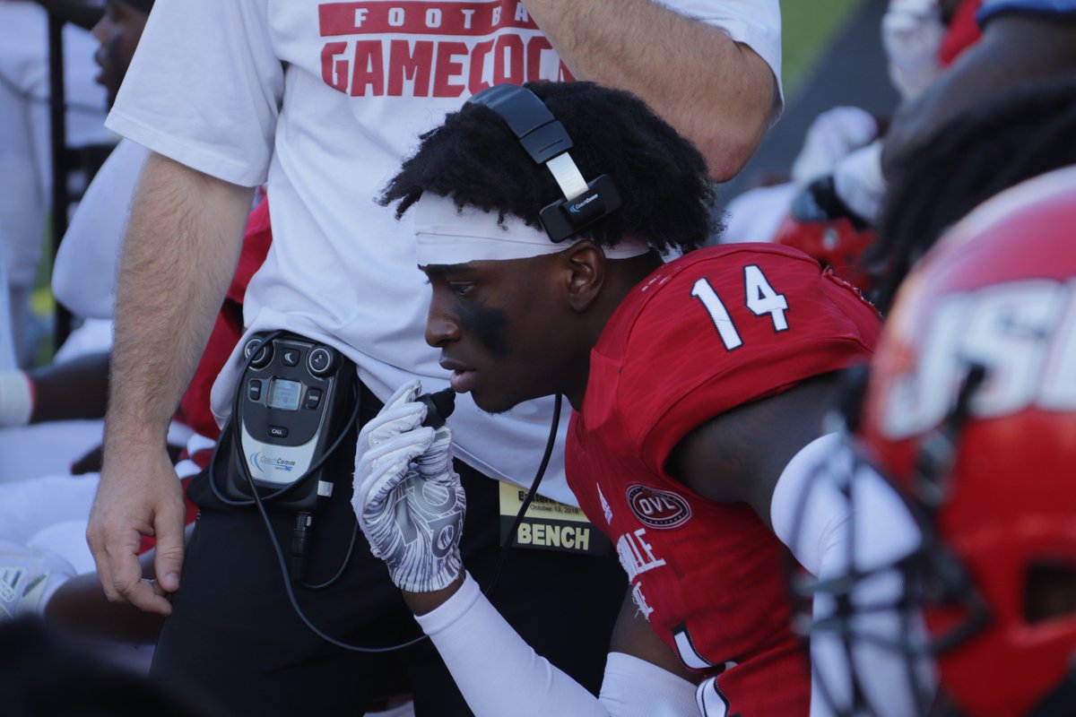 JSUFB_Video's tweet photo. A few pictures from this past weekend's game against EIU 🐓🏈 https://t.co/ZaIKAJ8WE0