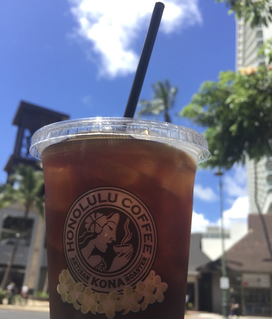uk_aloha's tweet photo. 数年前に日本にも上陸したけどやっぱりハワイで飲みたい。
#Hawaii #hawaii #ハワイ #オアフ島 #Honolulu #honolulu #ホノルル #ハワイ好き #ホノルルコーヒー https://t.co/4By6Q0OO3T