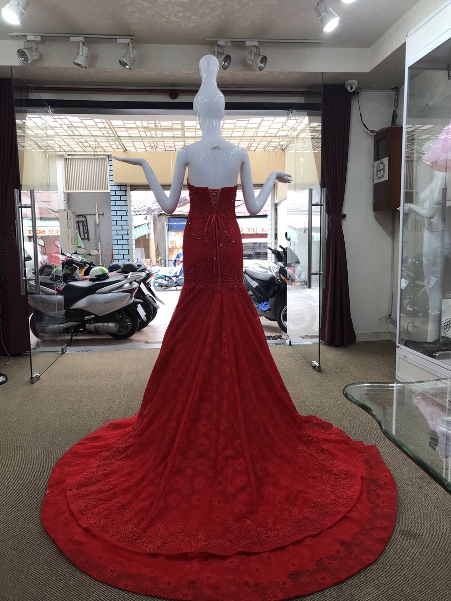 ✓#Designweddingdress #prom #eveningdress #partydress #nightdress #flowergirl #brides #bridal 
✅🇻🇳120/4 Trần Huy Liệu P 15 PN HCM
👉Tel Line Zalo (66)656 103 337 ✅🇹🇭at 1564 Lat Phrao Bangkok Thailand :
👉: evening dress
👉Make to order 
👉Fanpage : @designweddingdress