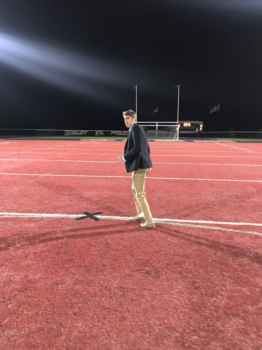 Halftime shooting delayed. Had to warm up. 0-0 2nd half starts now