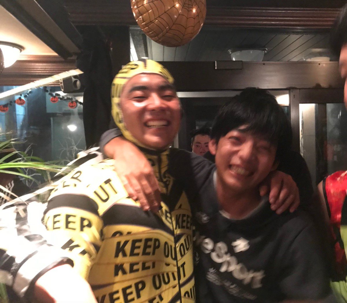 KsToshiki's tweet photo. 17年間の野球人生終わり！長かった～
親には感謝しかないし男四人もいるのに大学まで野球やらしてくれてありがとう
でも実際高校の時浅井先生と出会わんかったら野球続けてなかったと思う
ありがとうございました
んで飲み会も最高やった
四年最高♥️後輩ありがとね♥️
色んな人と遊びたい誘ってください https://t.co/1M6YApGz3w